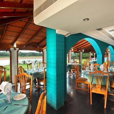 The River Retreat Heritage Ayurvedic Resort Shoranur Buitenkant foto