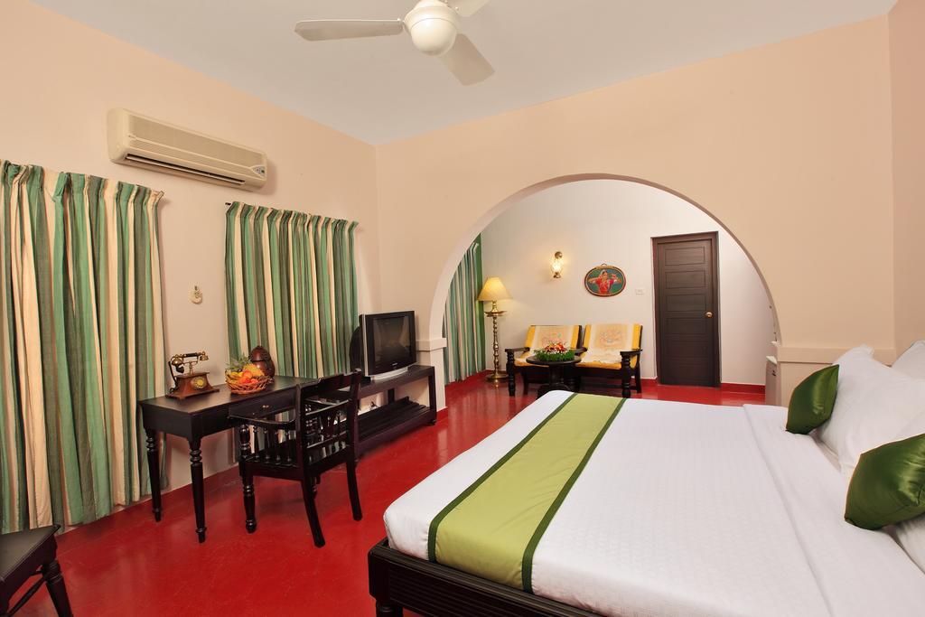 The River Retreat Heritage Ayurvedic Resort Shoranur Buitenkant foto